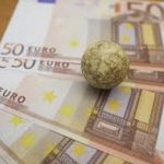 滚球盘的“半场策略”——如何精准把握进球点？-足球直播网-足球赛程-世界杯足球